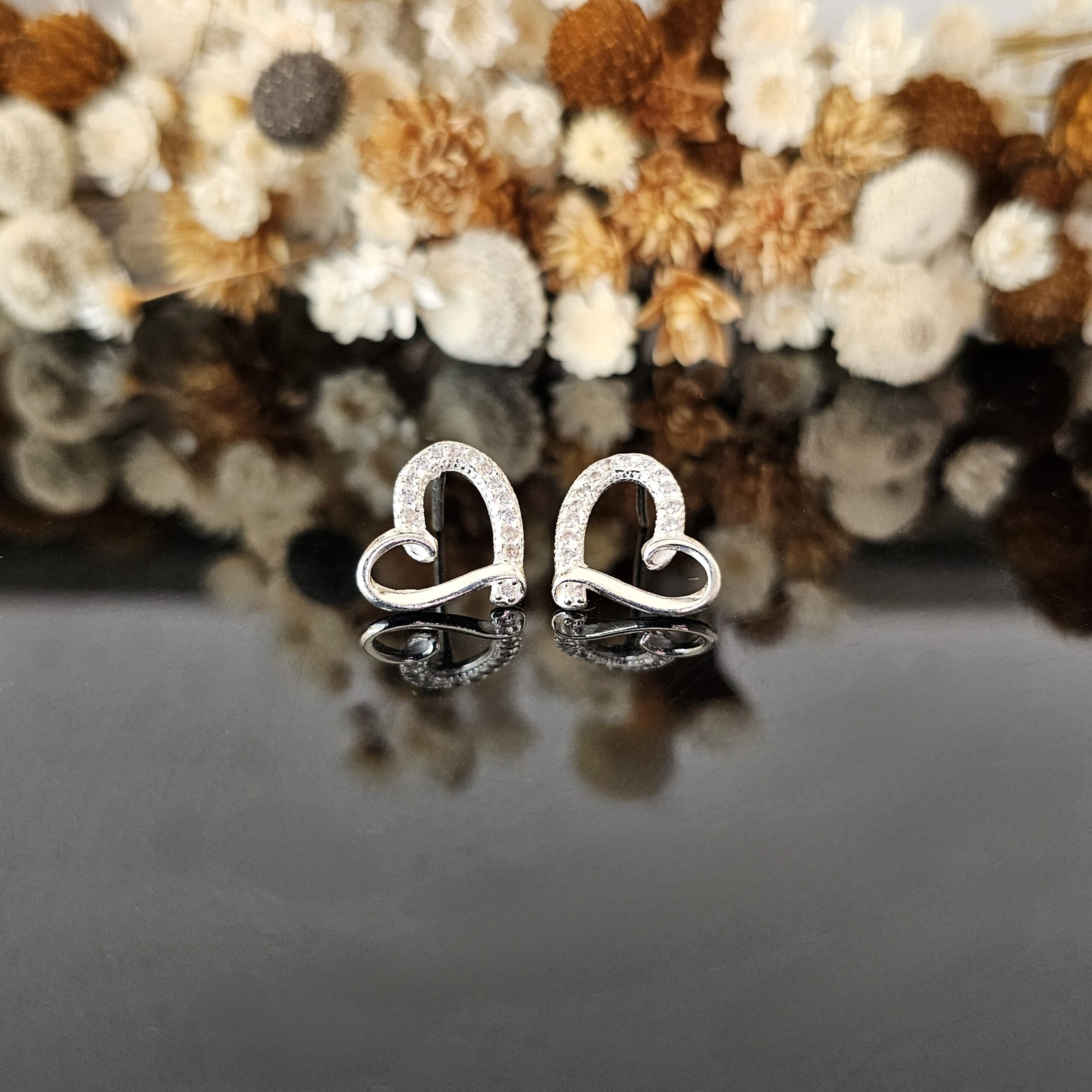 BRINCO CORAÇÃO COM STRASS