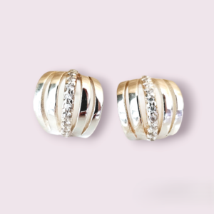 BRINCO SEMI OVAL COM STRASS